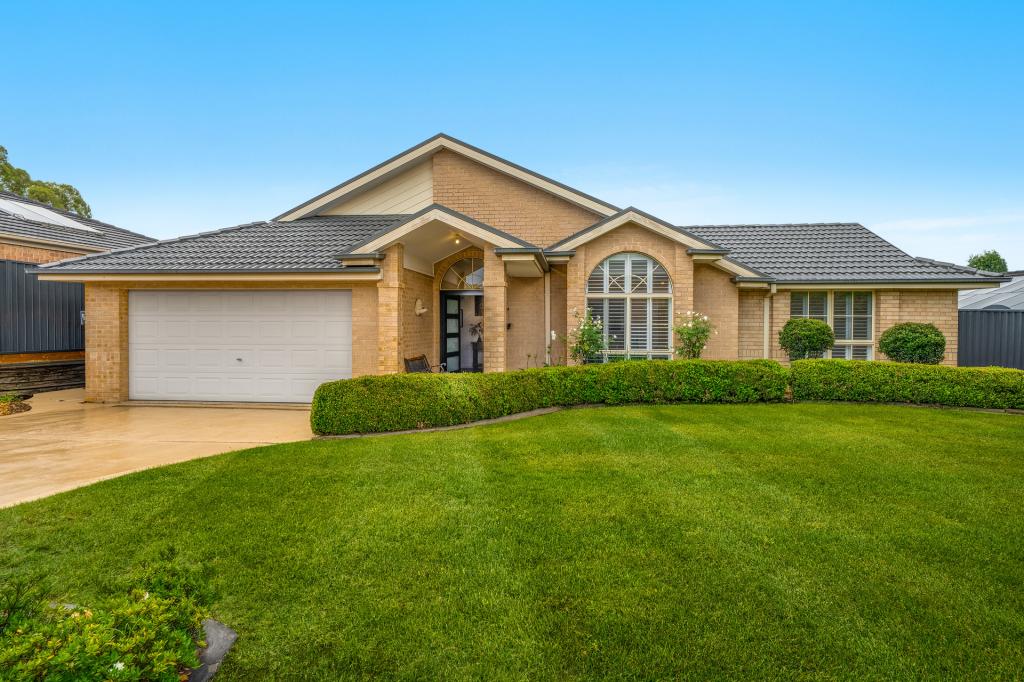 19 PERSEUS CCT, KELLYVILLE, NSW 2155