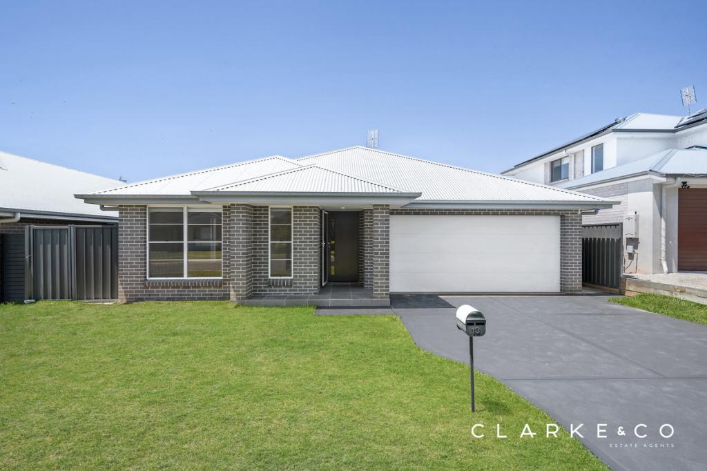 13 GREVILLEA ST, CLIFTLEIGH, NSW 2321