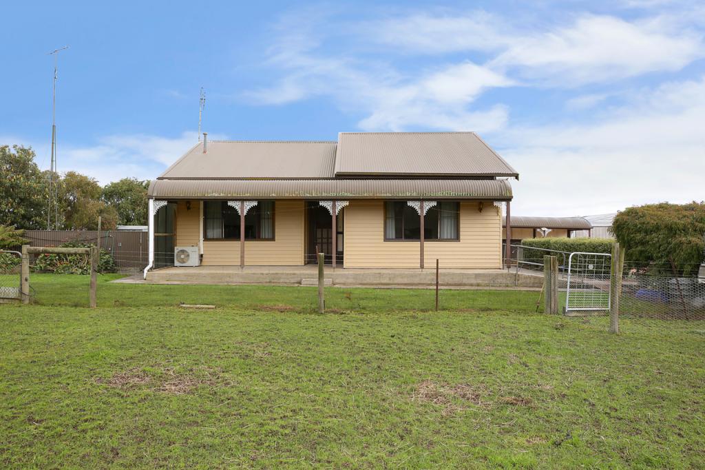 239 Nelsons Rd, Elingamite North, VIC 3266