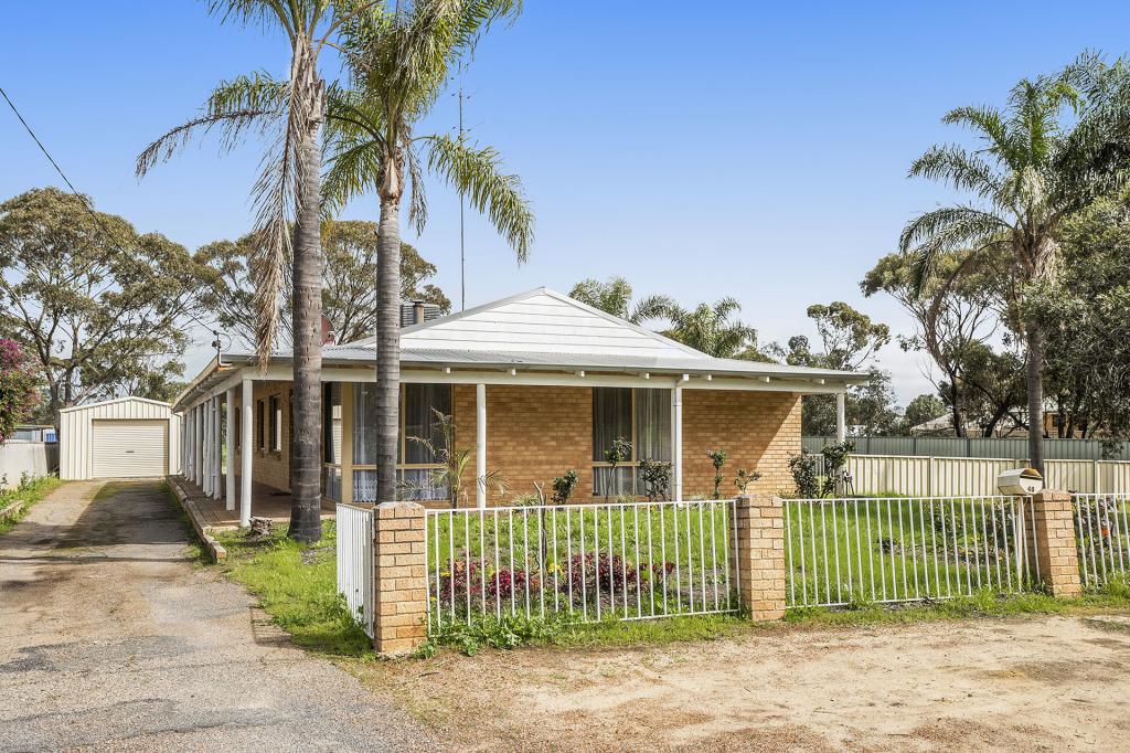 48 Ranfurly St, Moora, WA 6510