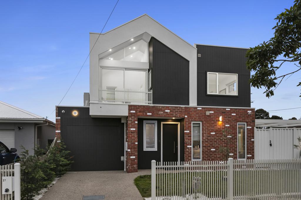 37 Valerian Ave, Altona North, VIC 3025