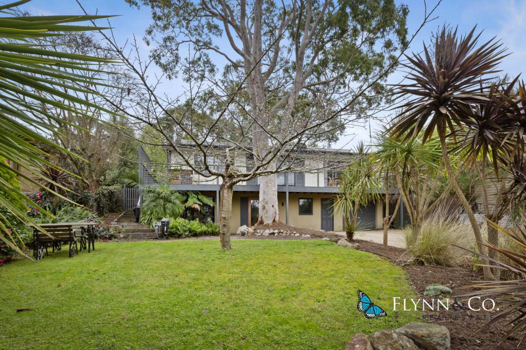 24 AVALON DR, ROSEBUD, VIC 3939