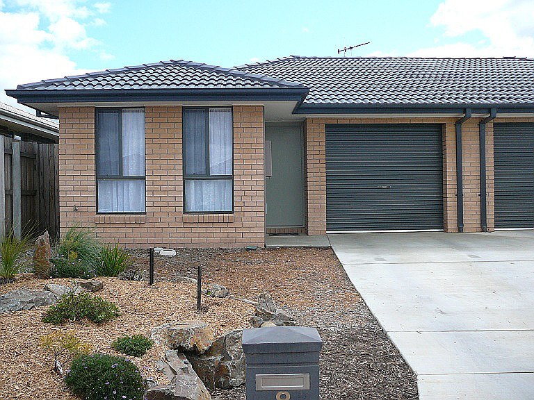 8 Rag Holmes St, Macgregor, ACT 2615