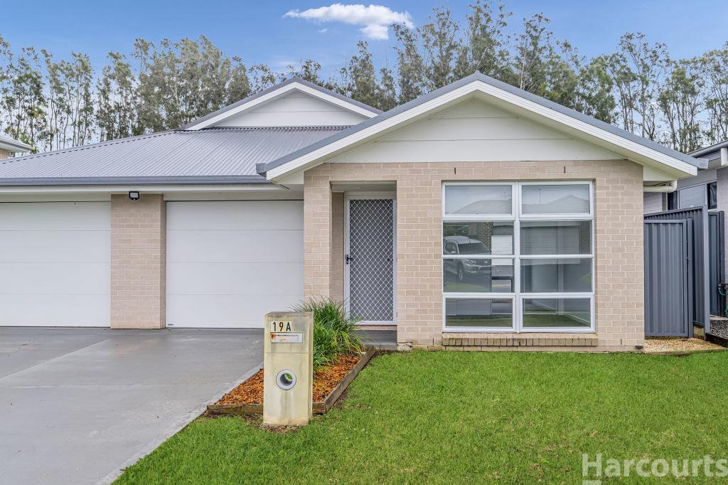 19B ANTIGUA AVE, LAKE CATHIE, NSW 2445