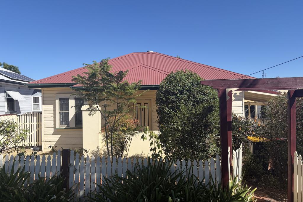 121 Denison St, Tamworth, NSW 2340