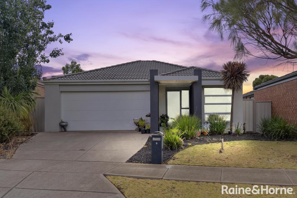 9 Magpie St, Brookfield, VIC 3338