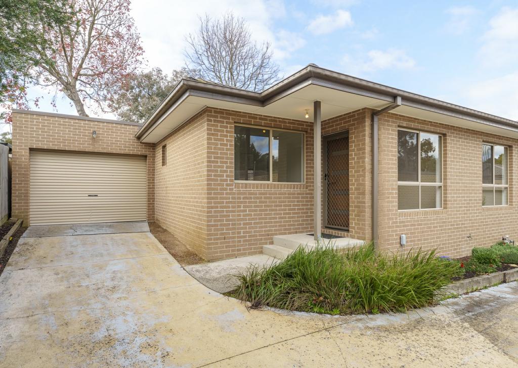 2/42 Zina Gr, Mooroolbark, VIC 3138