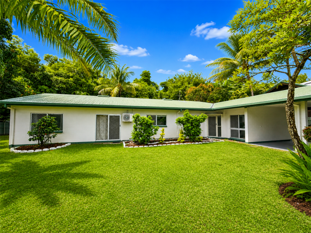 2 Brighton Cl, Kewarra Beach, QLD 4879