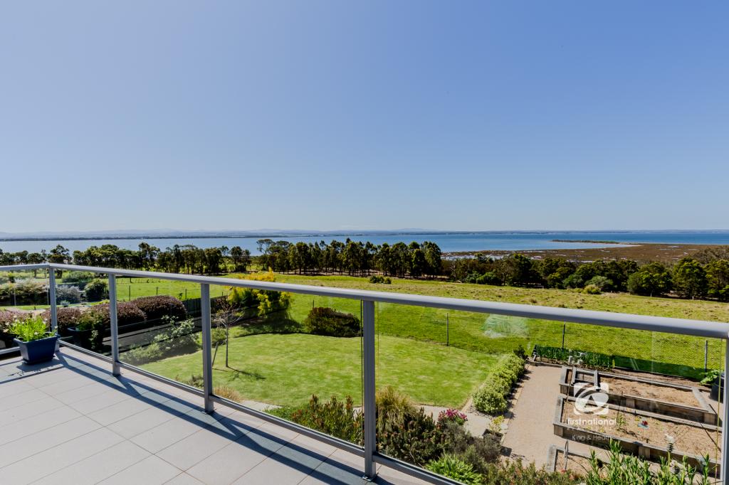 26 Eagle Bay Tce, Paynesville, VIC 3880