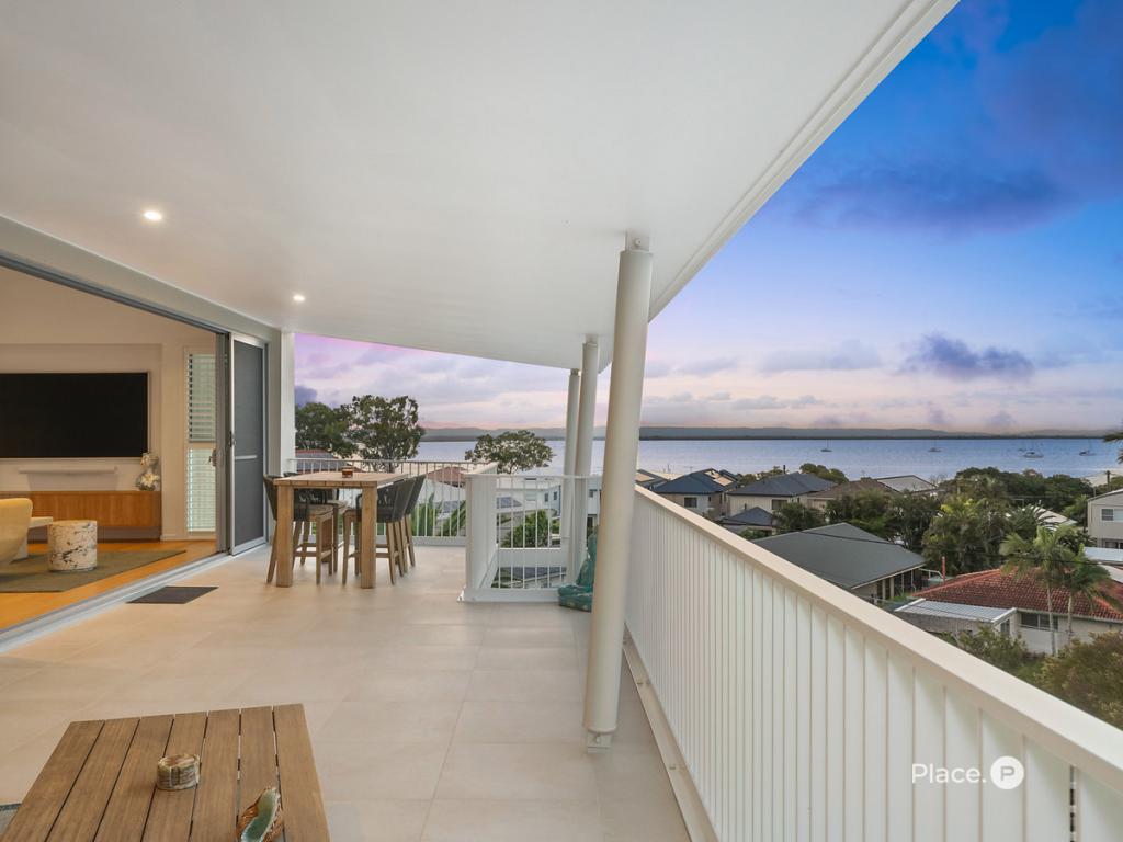 64 Fernlea Ave, Scarborough, QLD 4020