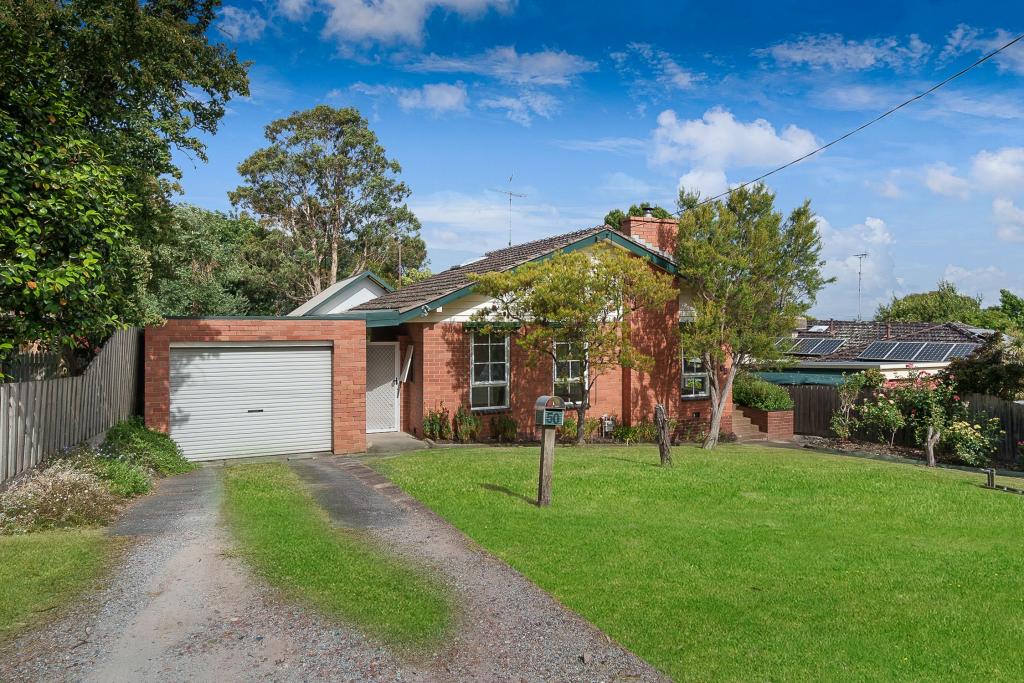 50 AHERN RD, PAKENHAM, VIC 3810