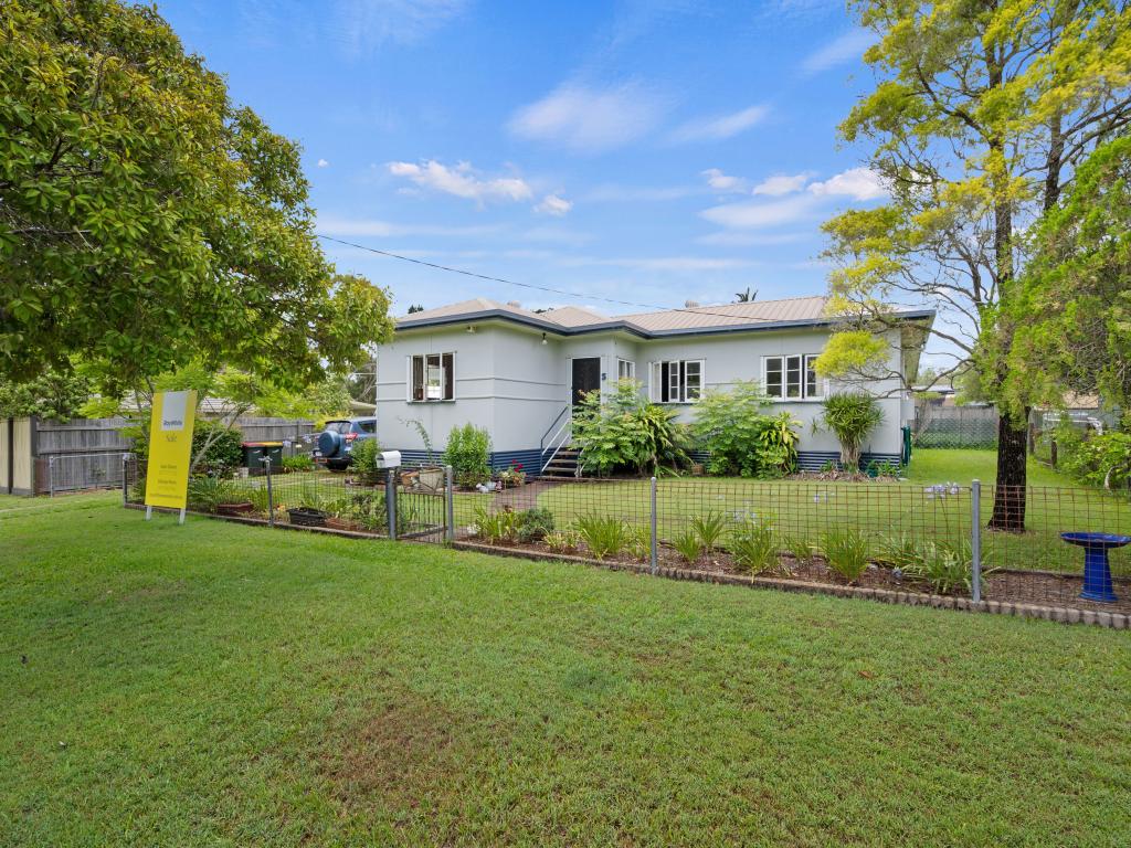 3 Gloucester St, Woodford, QLD 4514