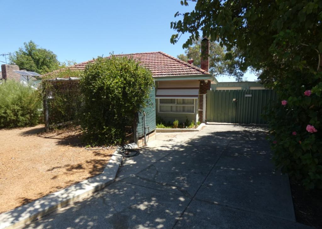 38 Stuart St, Koongamia, WA 6056