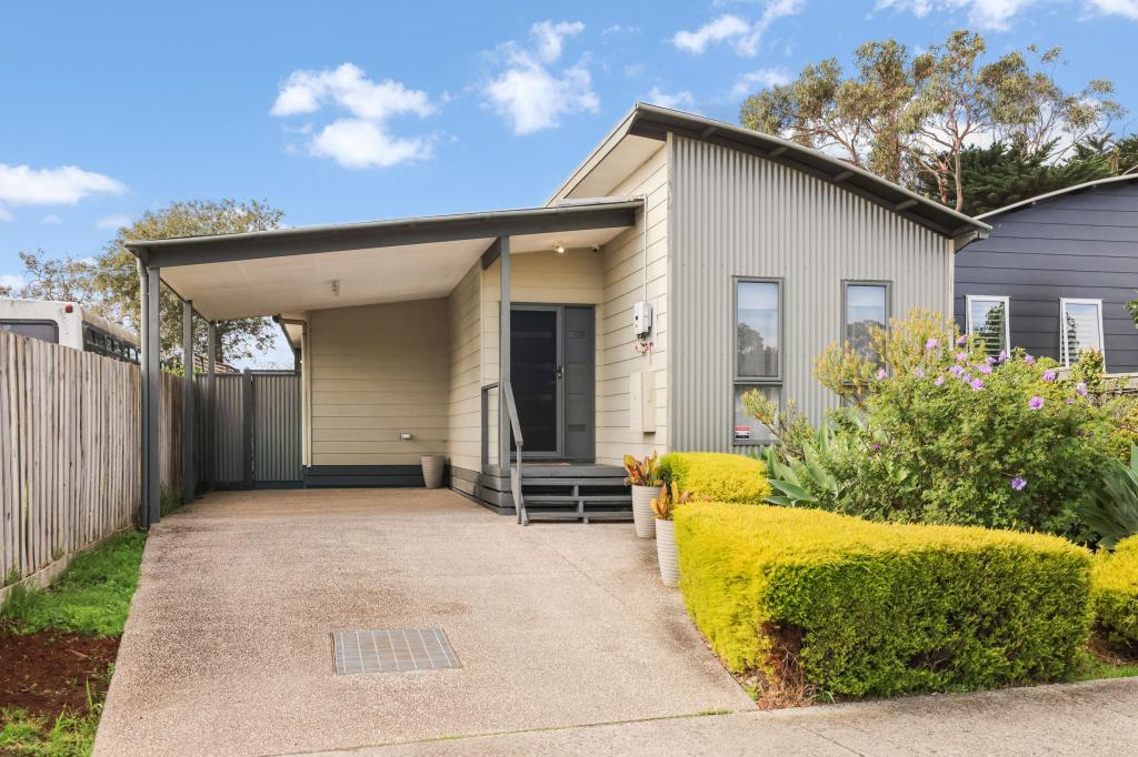 54 Redwood Dr, Cowes, VIC 3922