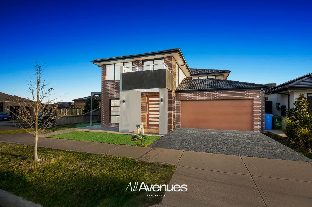 1 Chianina Lane, Clyde North, VIC 3978