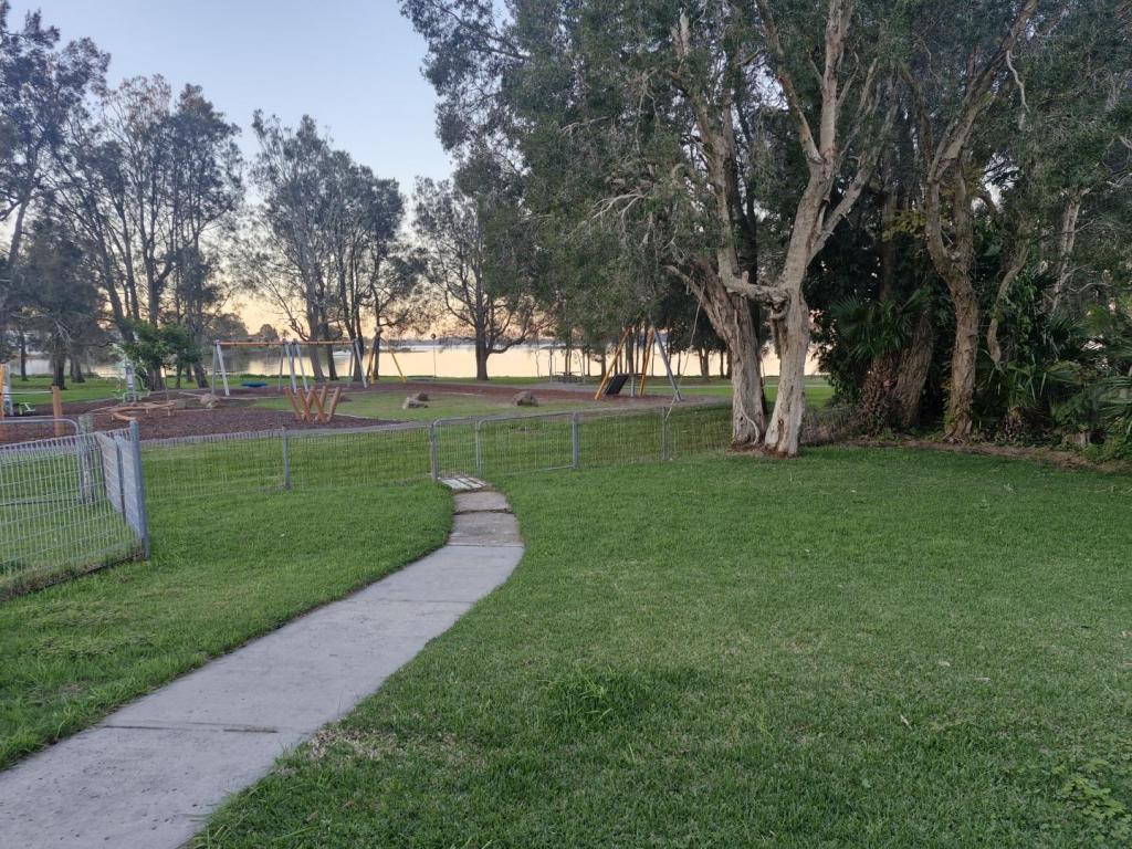 40 Tanilba Ave, Tanilba Bay, NSW 2319