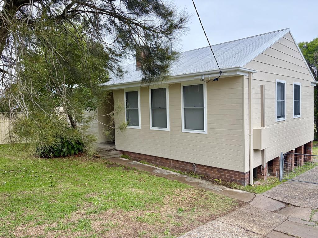 23 Blackbutt Pde, Kotara South, NSW 2289