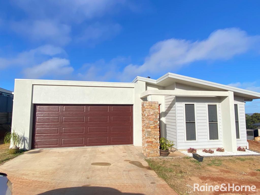 20 Bernard Cres, Kingaroy, QLD 4610