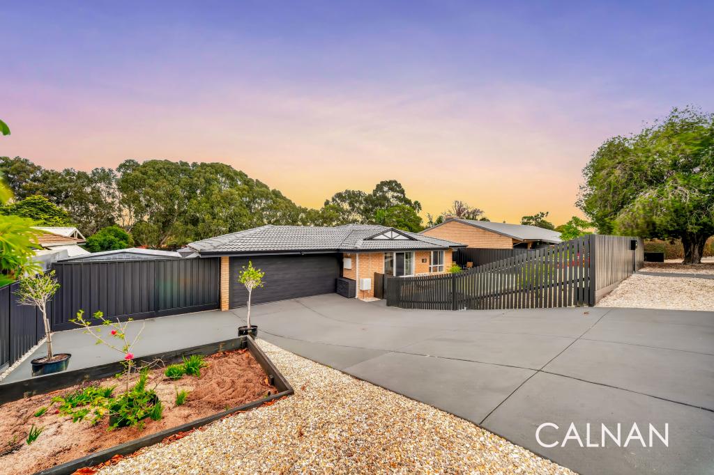 13 Bainton Rd, Leeming, WA 6149
