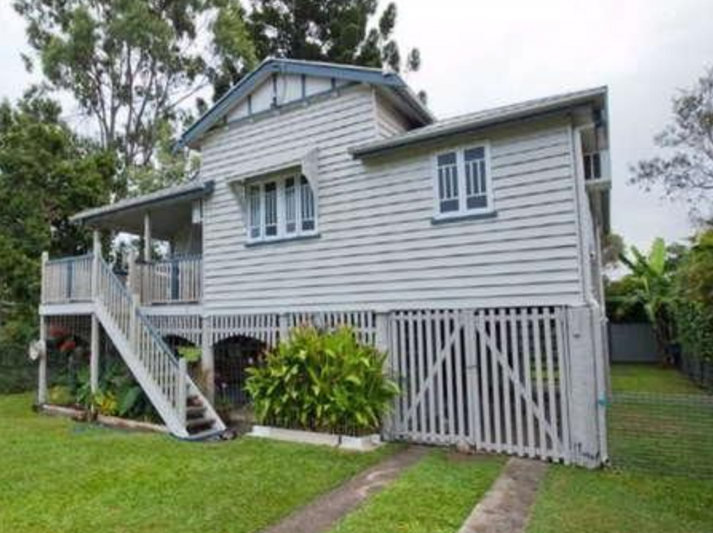 15 Berserker St, Berserker, QLD 4701