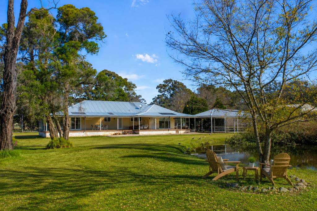 369-375 Hinxman Rd, Castlereagh, NSW 2749