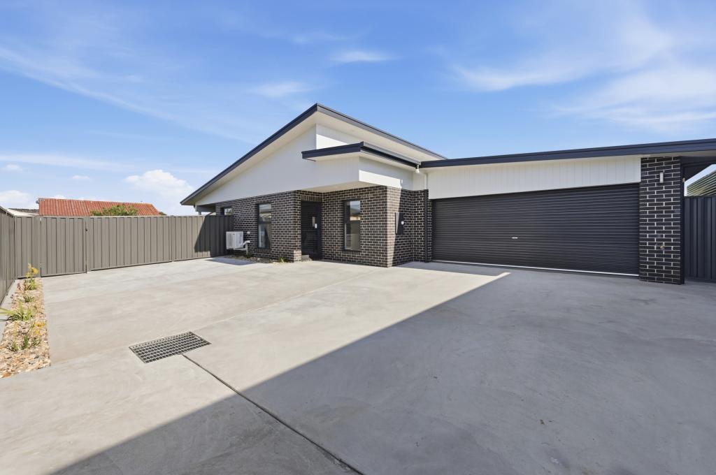 9a Gunn St, Devonport, TAS 7310