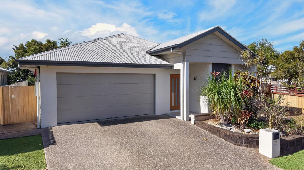 7 POINSETTIA DR, BOHLE PLAINS, QLD 4817