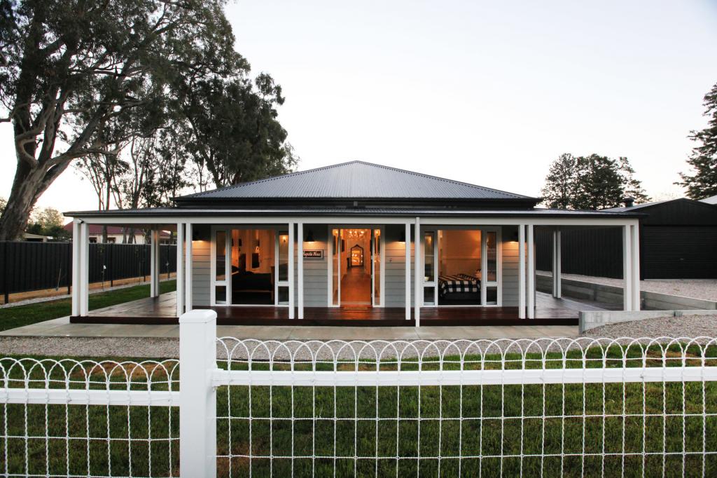 3 Lily St, Violet Town, VIC 3669