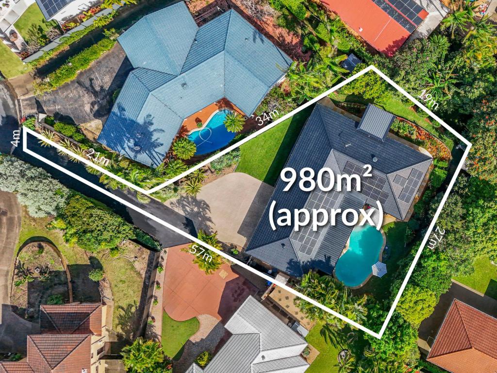 42 Summit Cres, Carrara, QLD 4211