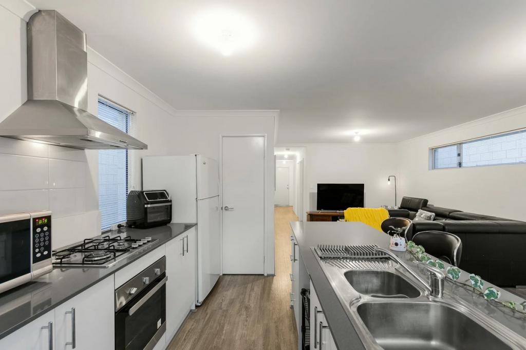 19 Barney Rd, Alkimos, WA 6038