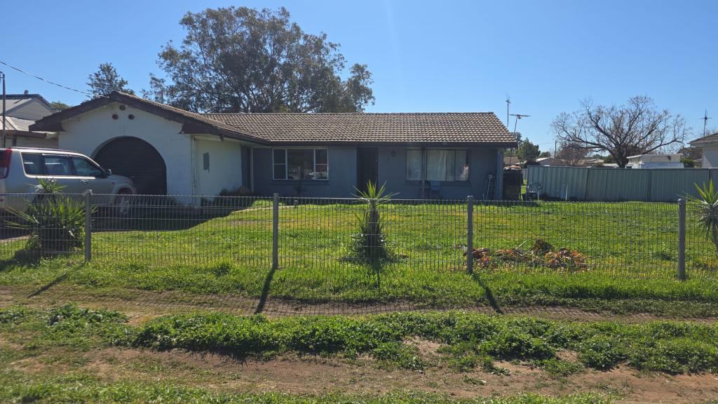94 Myrtle St, Gilgandra, NSW 2827