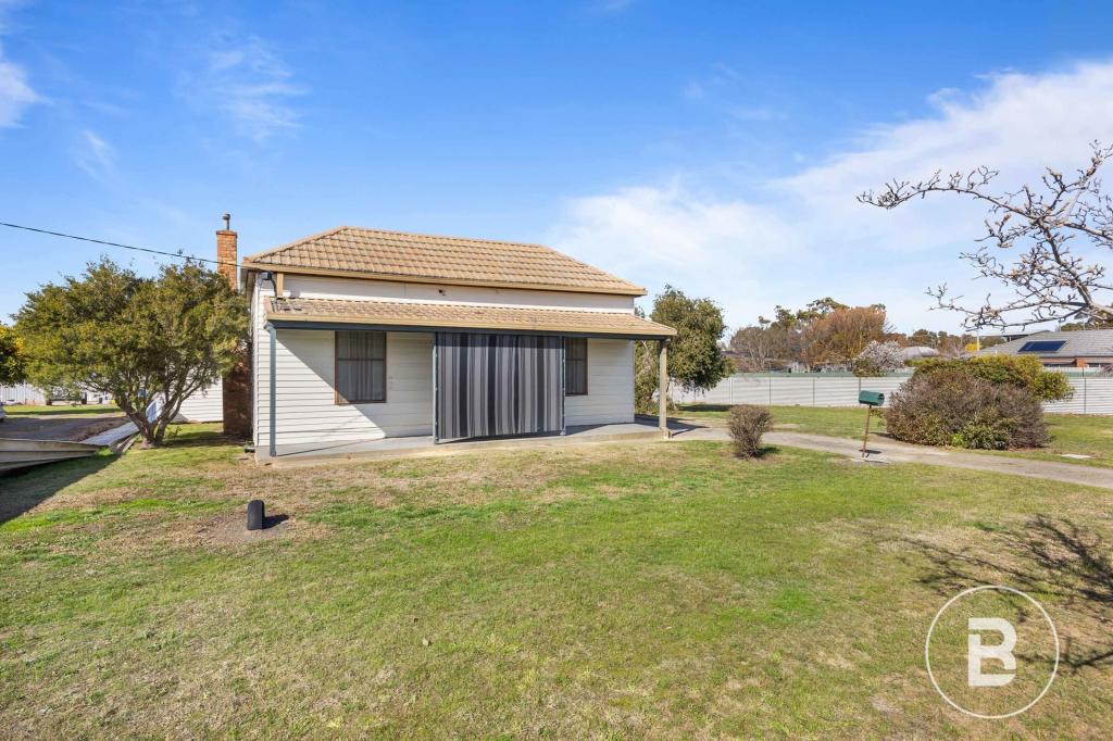 54 King St, Ararat, VIC 3377