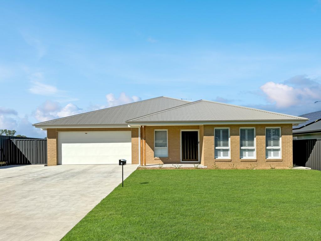5 OLIVER SELWYN DR, COOTAMUNDRA, NSW 2590
