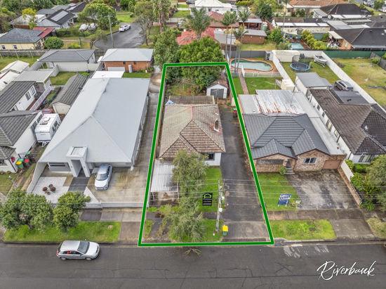 17 Patten Ave, Merrylands, NSW 2160