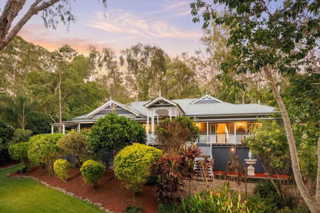 97 Bainbridge Dr, Pullenvale, QLD 4069