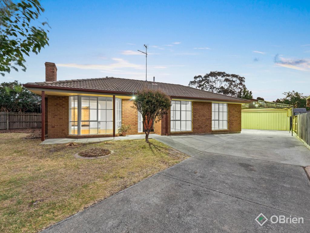 19 PHELAN DR, CRANBOURNE NORTH, VIC 3977