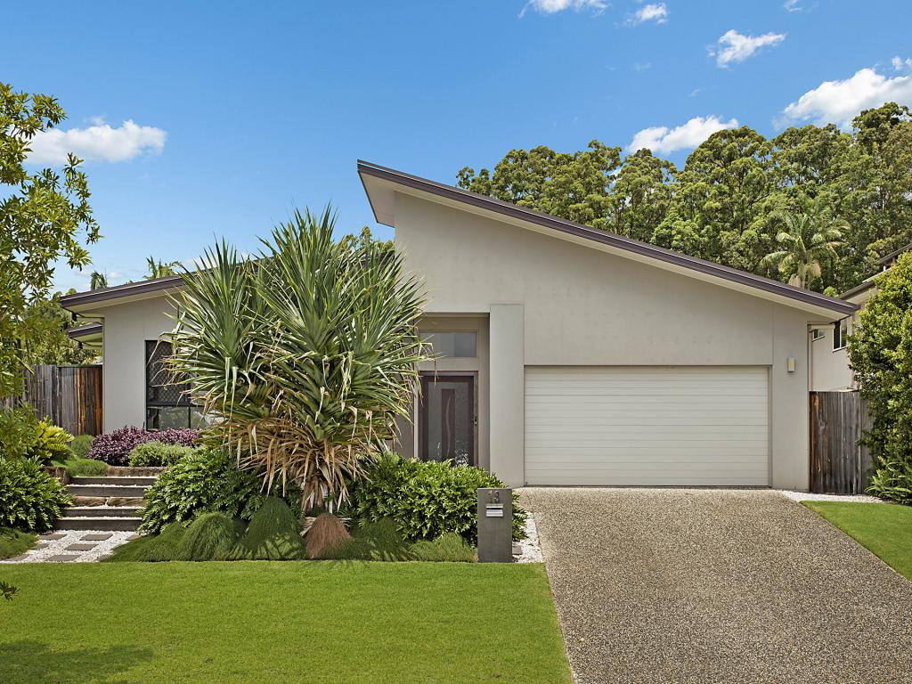 13 Cockatoo Cres, Forest Glen, QLD 4556