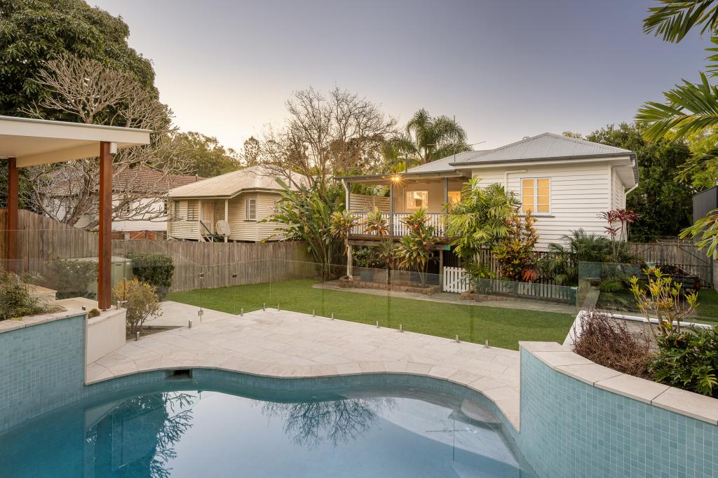 108 Alexandra St, Bardon, QLD 4065