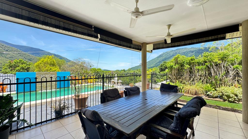 3 Mccoll Cl, Redlynch, QLD 4870