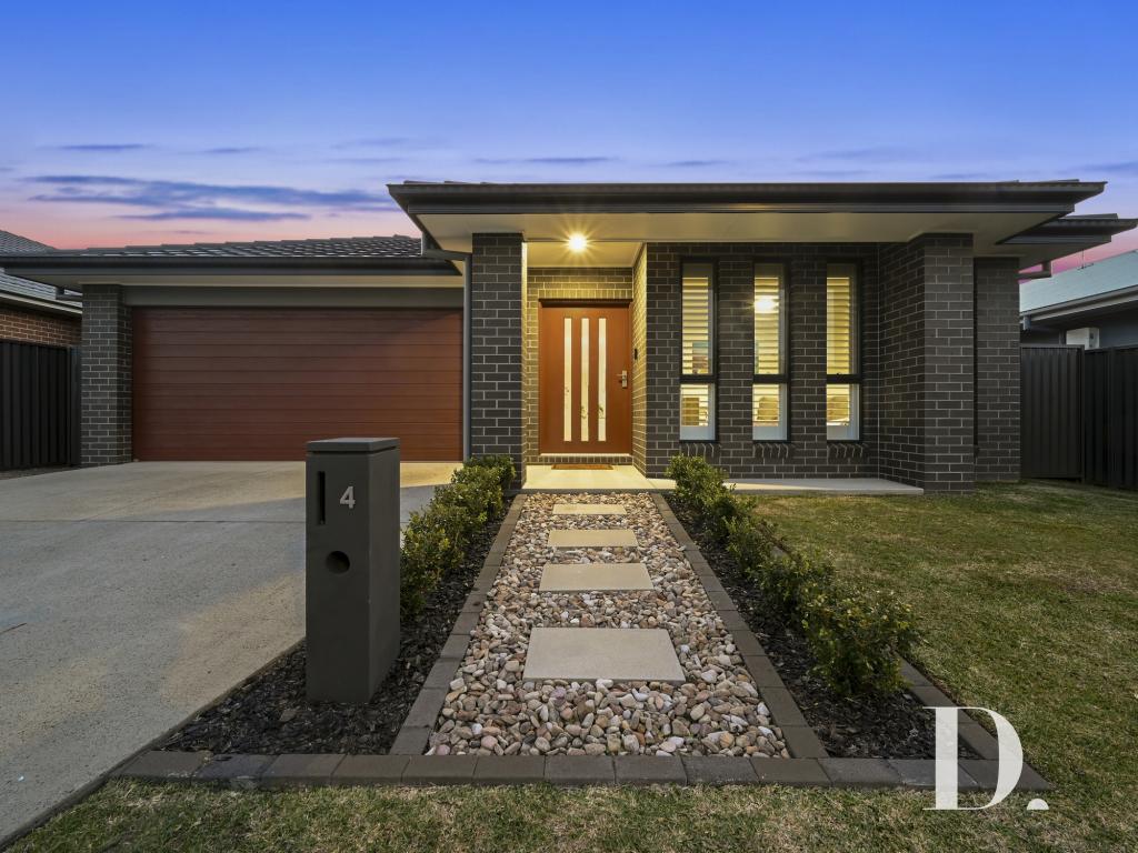 4 Sandcastle Dr, Sandy Beach, NSW 2456