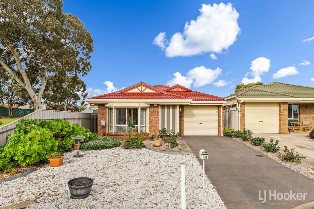 10 Cedar Ct, Craigmore, SA 5114