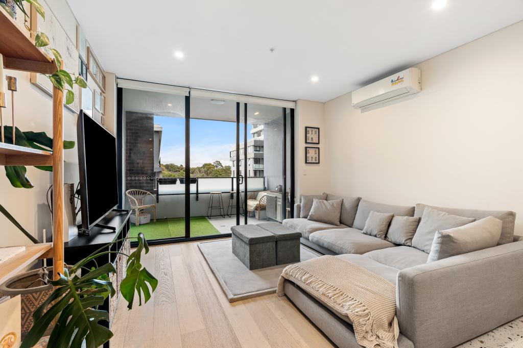415/35 Flora St, Kirrawee, NSW 2232