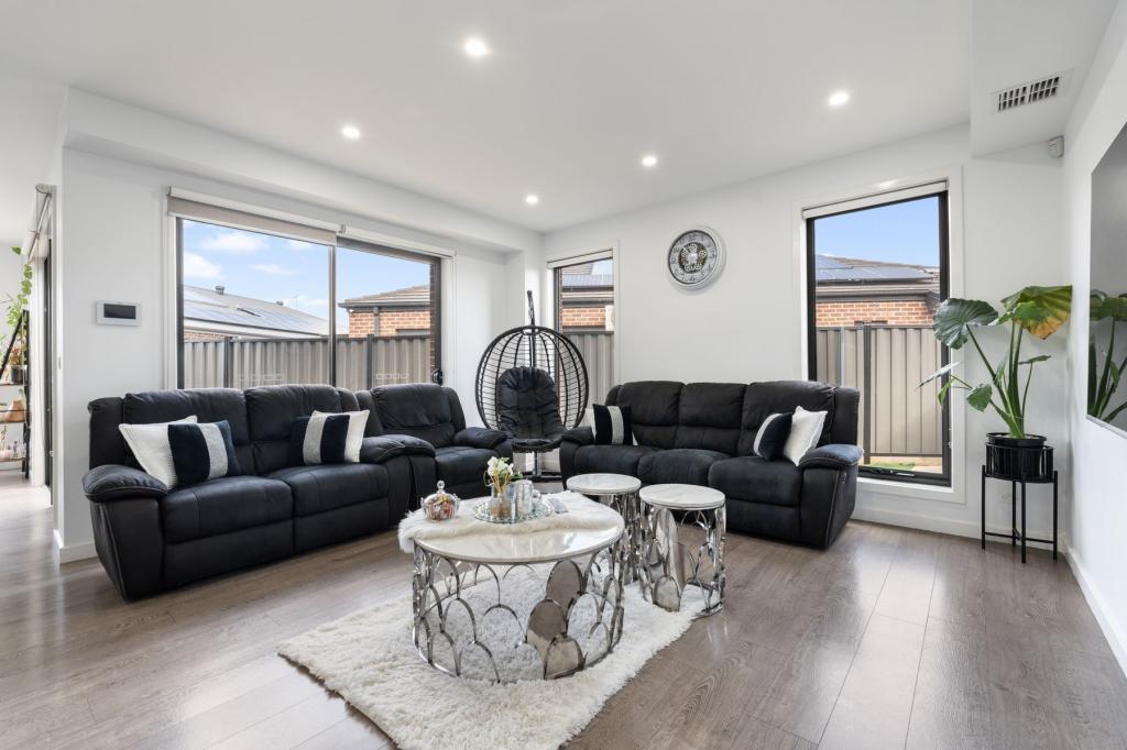 10 Distinction Ave, Craigieburn, VIC 3064