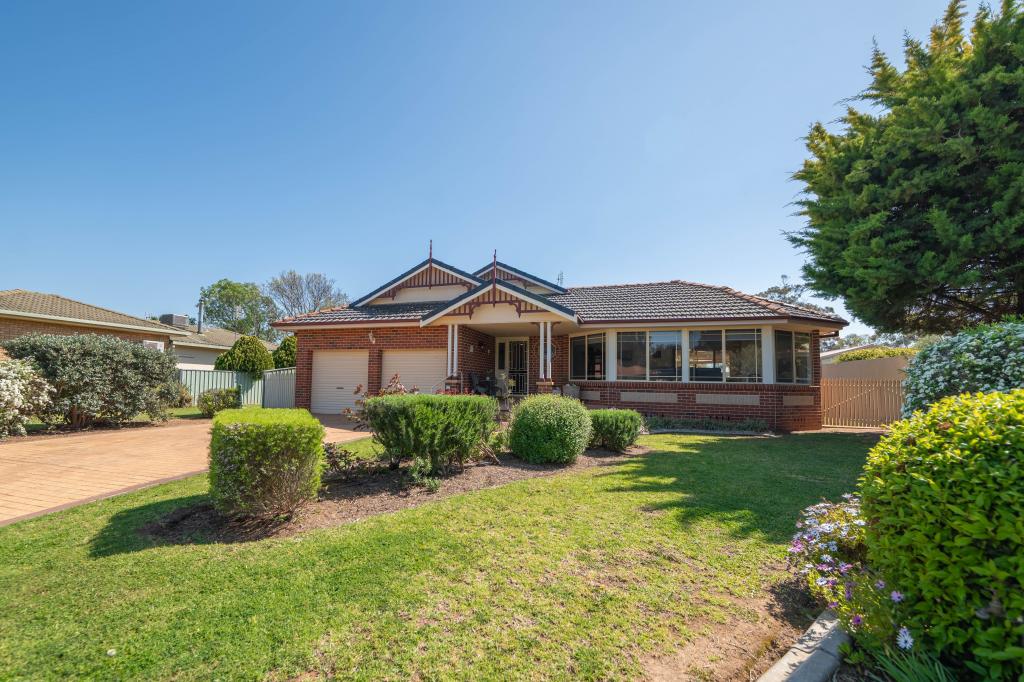 20 Koala Pl, Forbes, NSW 2871