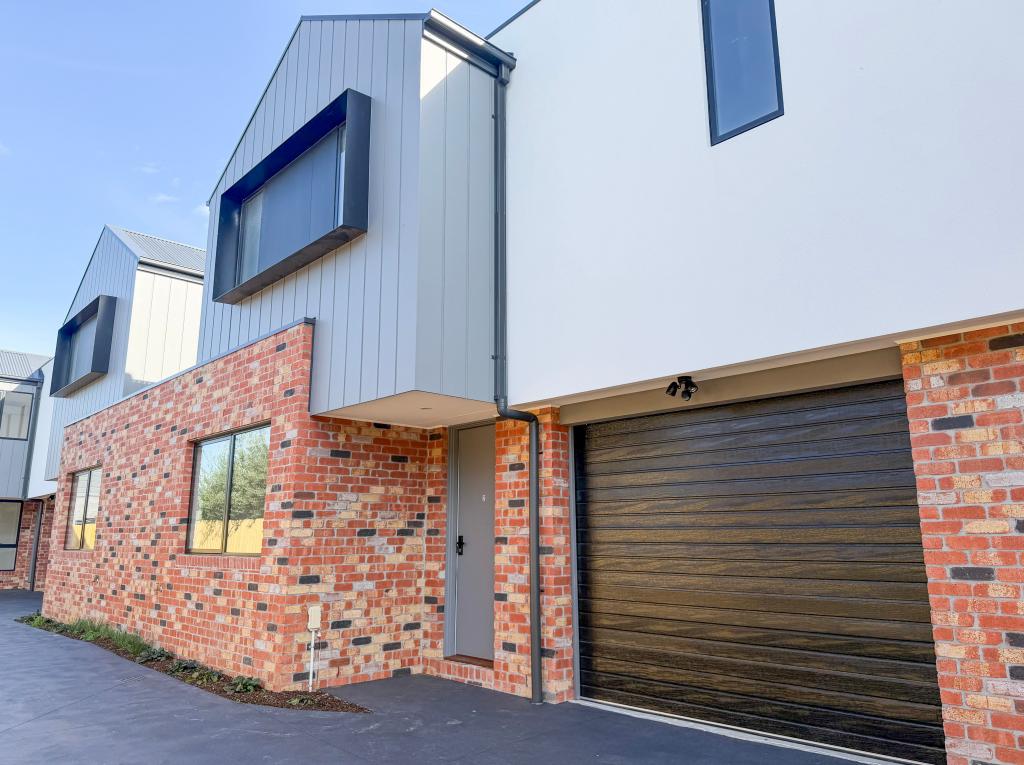 2/17 Bedford St, Reservoir, VIC 3073