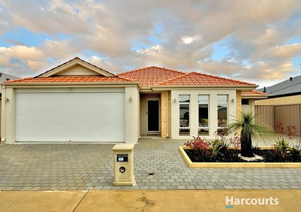 37 Aquamarine Pde, Karnup, WA 6176