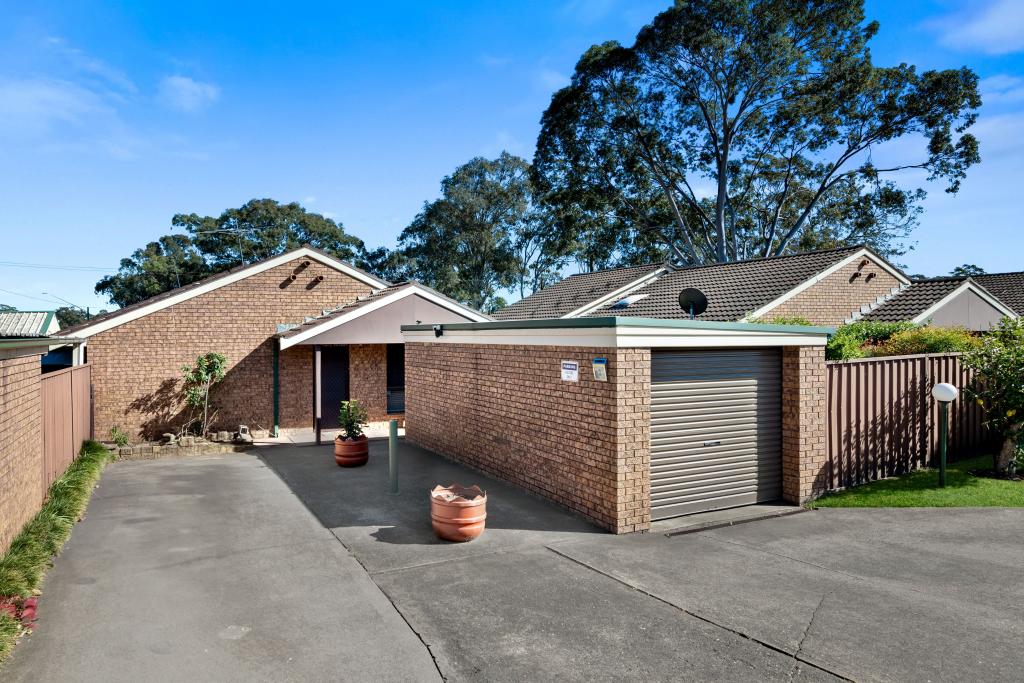 2/90 CHESTER RD, INGLEBURN, NSW 2565