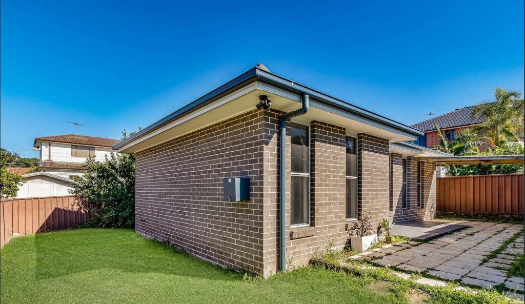 26a Wall Park Ave, Seven Hills, NSW 2147