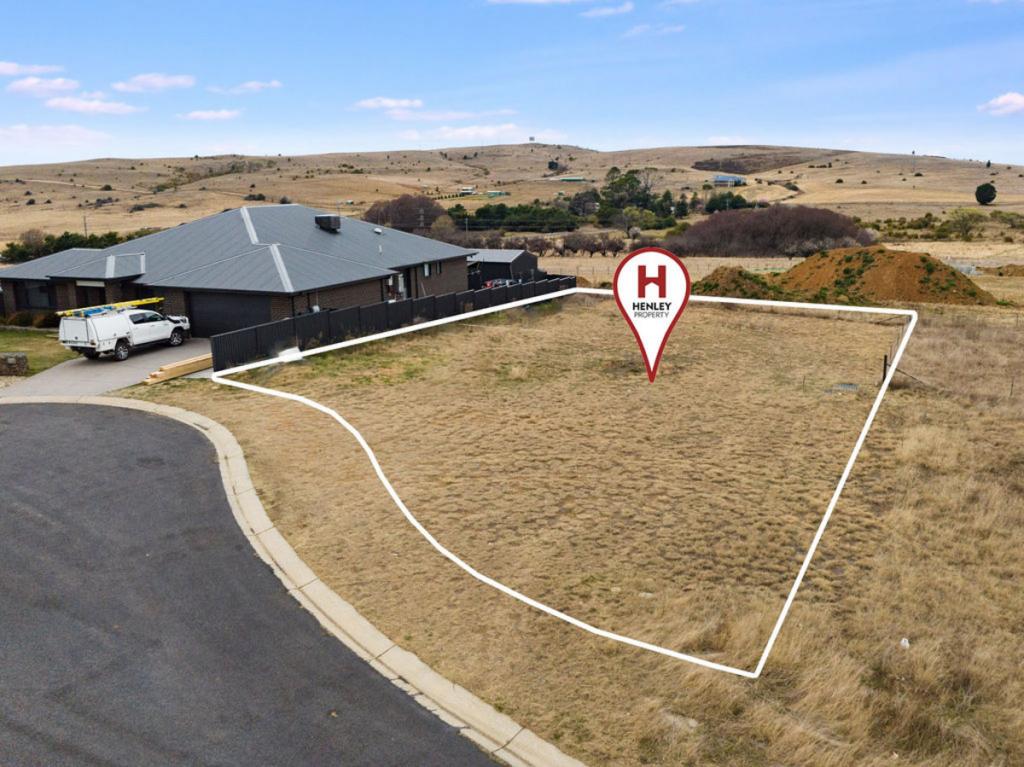 2 Moore Cl, Cooma, NSW 2630