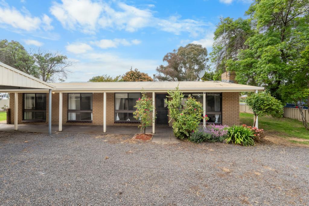 38 Scott St, Euroa, VIC 3666